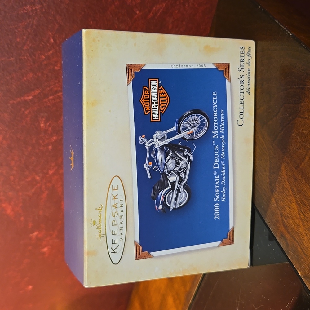 HALLMARK KEEPSAKE HARLEY DAVIDSON 2000 SOFTAIL DEUCE MOTORCYCLE 7TH IN SERIES
